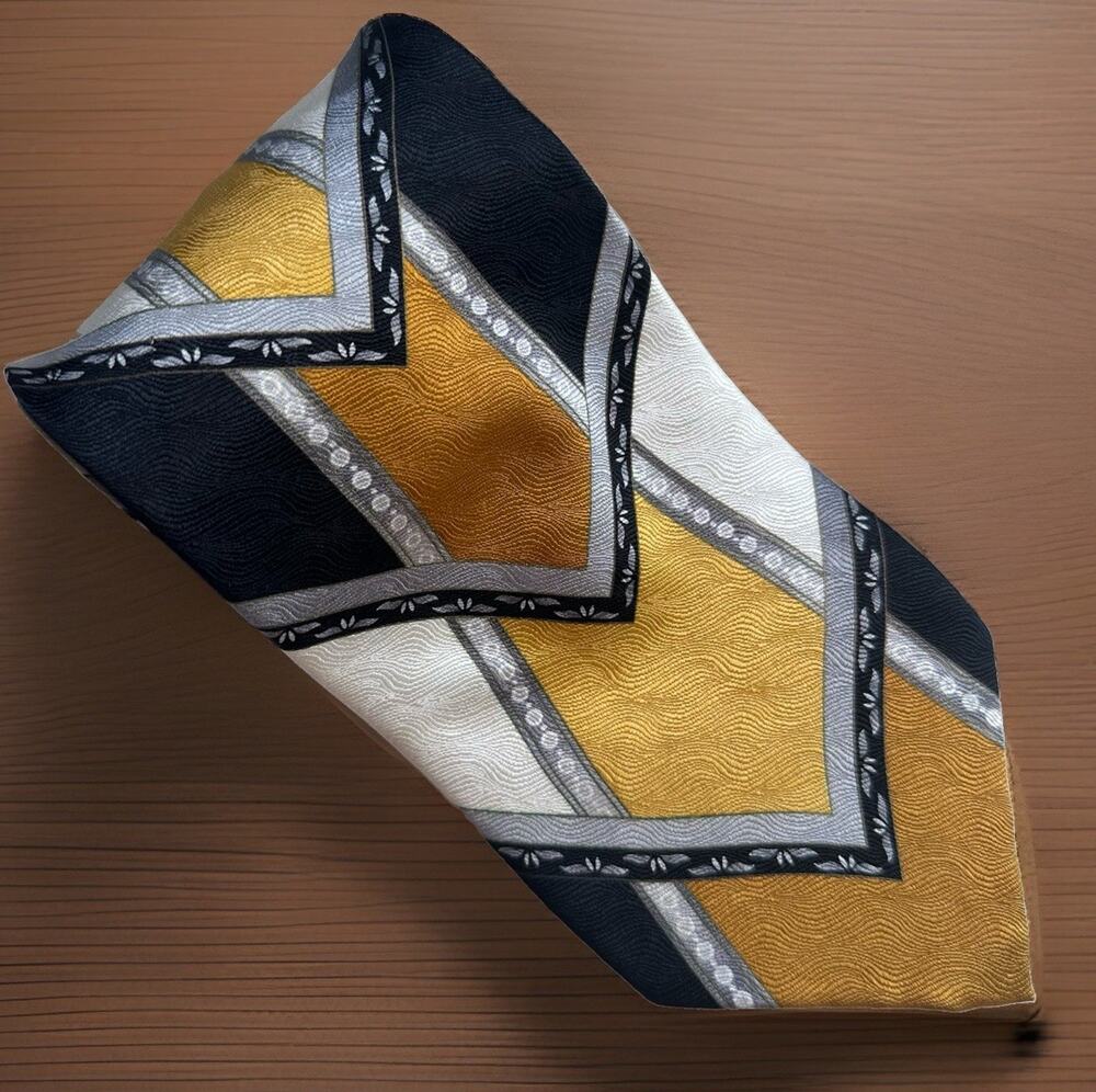 Enrico Capucci Tie Vintage Art Deco Jacquard Rome New York 60" x 3.75"